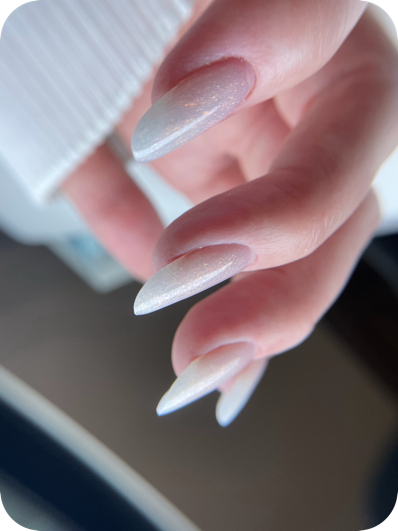 Strengthened nail finish